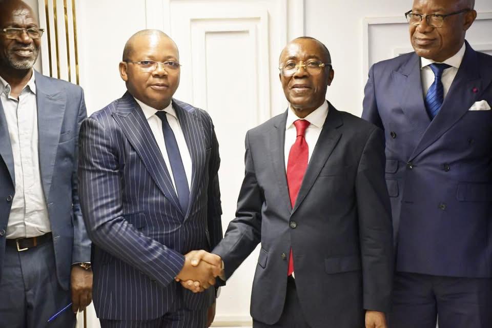 Le Ministre des Mines reçoit les géoscientifiques : cap sur Bertoua pour le colloque de mars !